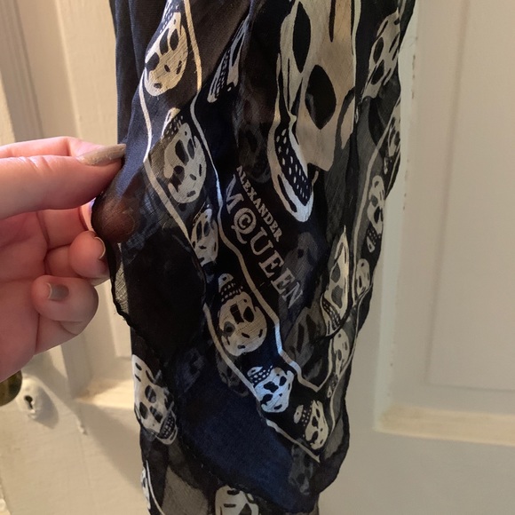 Alexander McQueen black chiffon skull print large scarf pre owned Vintage SALE - Picture 2 of 12